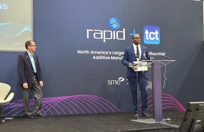 Anwelli Okpue Presents Distinguished Service Awards at Rapid+TCT